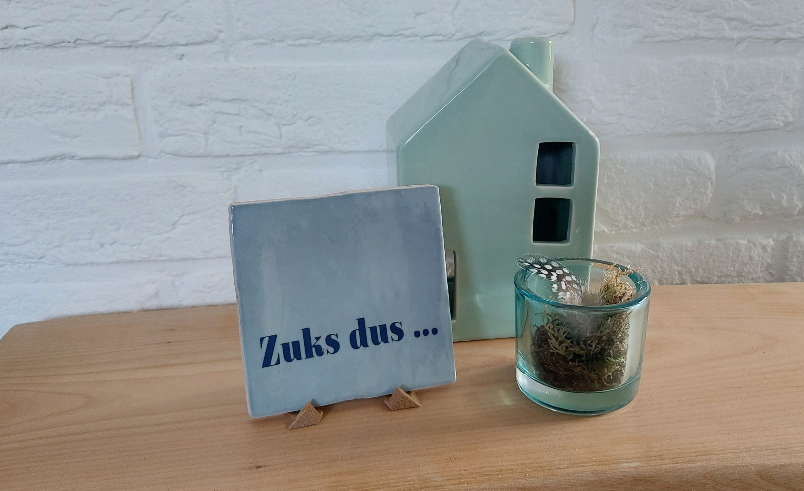 Zuks dus tegeltje